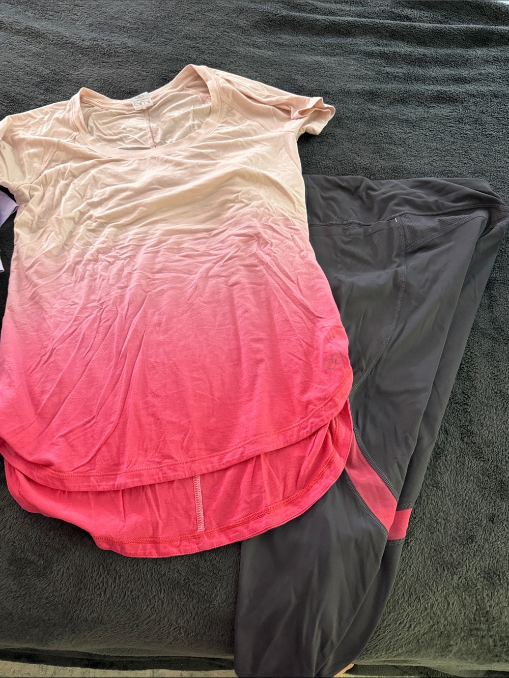 CALIA by Carrie Underwood Blush Pink Active Tee and matching capris